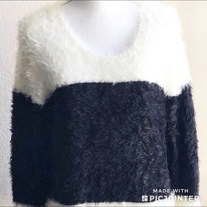 NWT | Vince Camuto Sweater